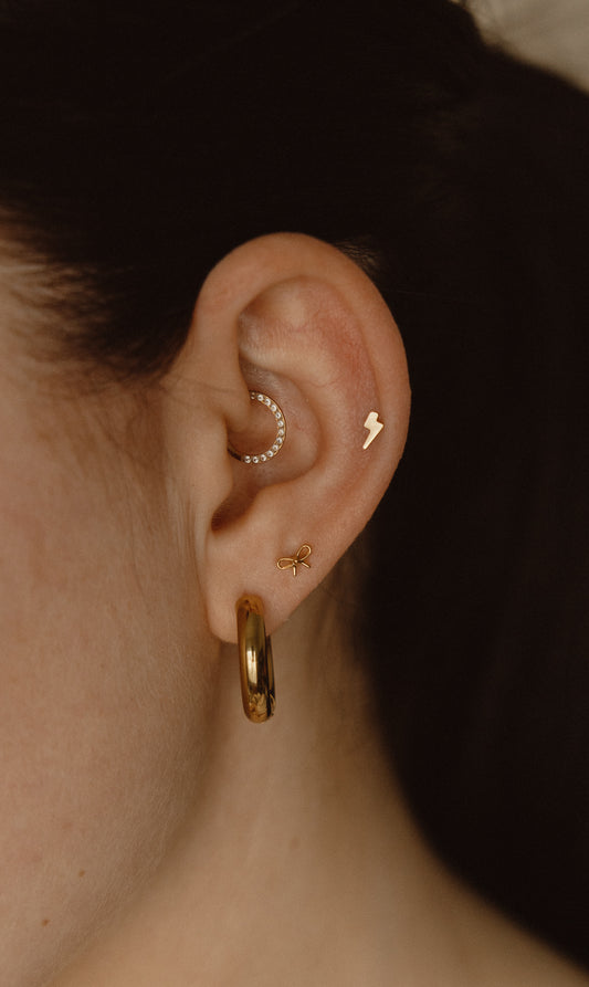 Bow Flat Back Earring